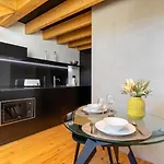 Modern And Cool Loft In The Middle Of Everything *
