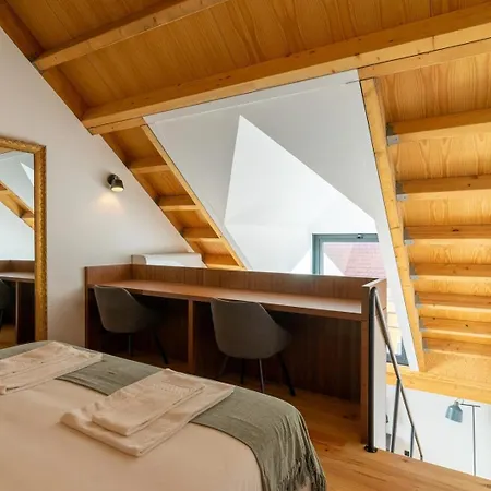 Apartment Modern And Cool Loft In The Middle Of Everything *