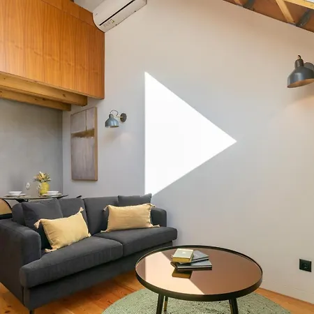 Modern And Cool Loft In The Middle Of Everything Apartment *